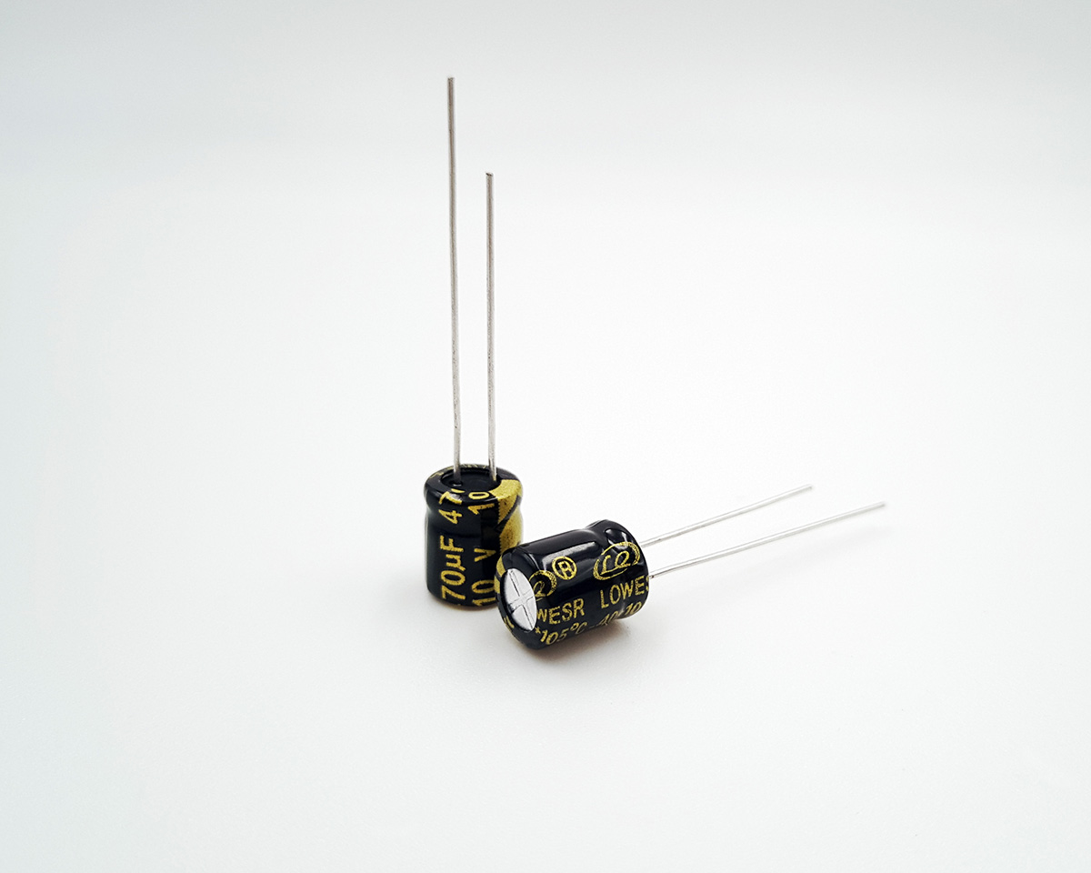 High-frequency low-impedance electrolytic capacitor 470uF 10V