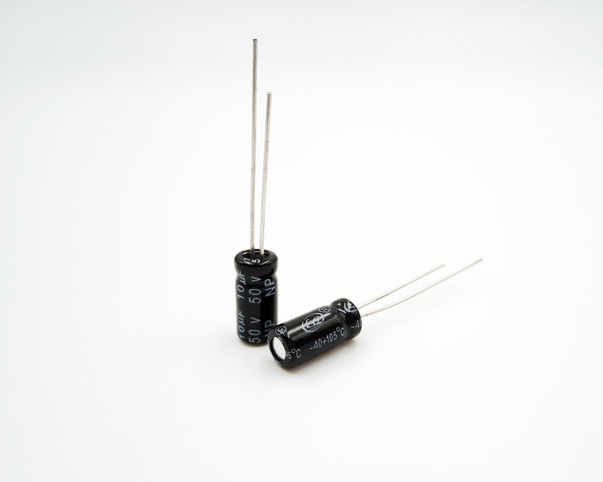 Bi-polarized electrolytic capacitor 10uF 50V